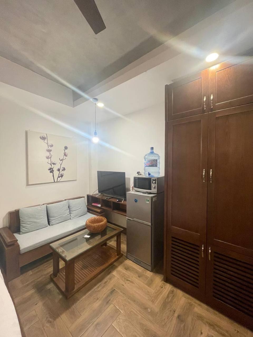 Ty House Apartment Managed By Lily Home ハノイ市 エクステリア 写真